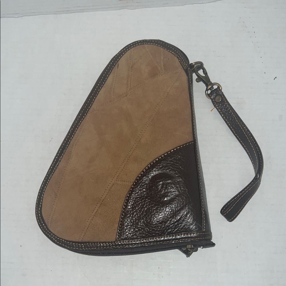 VAAN & CO.
Tan Concealed Carry Cover - Small